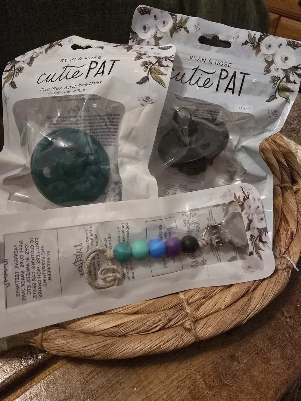 👶🌹Brand New Ryan & Rose Teal Baby Pacifier/Teether Combo